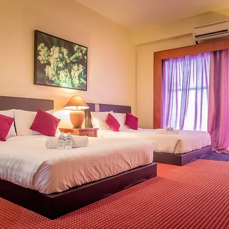 H Suites At Rainbow Paradise